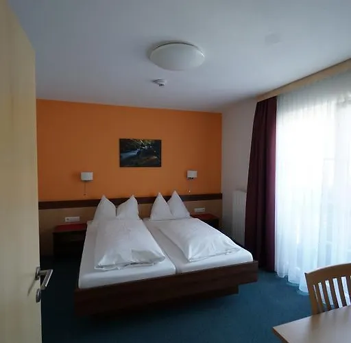 Hotel Garni Feichter 3*